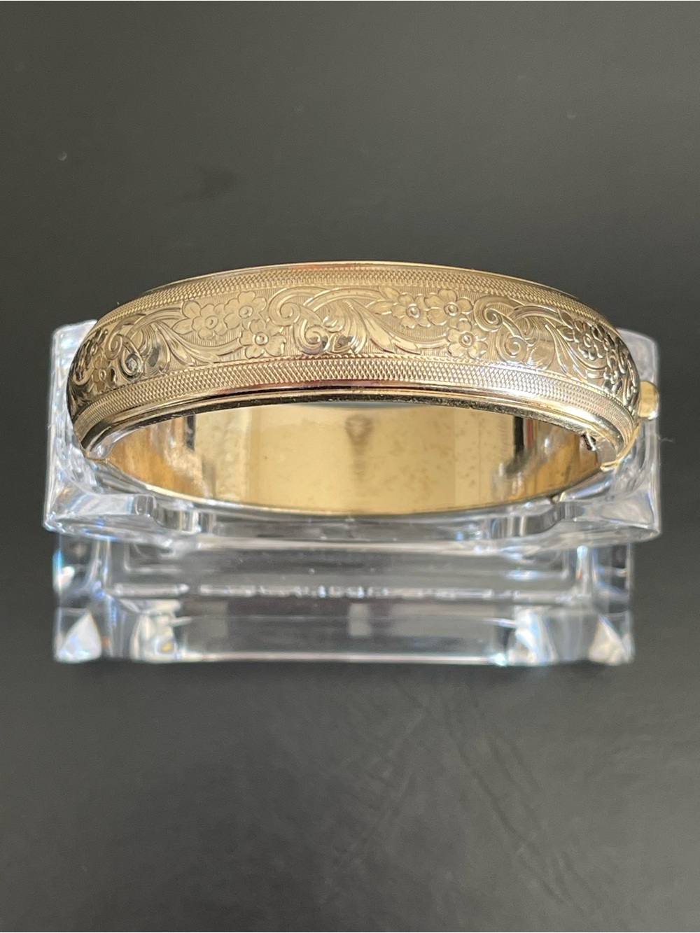 Vintage Gold-Tone Floral Engraved Women's Bangle Bracelet